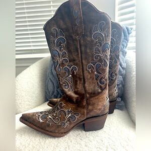 JB Dillon Western Cowboy boots *brand new*  from Nashville. Bought in 2010